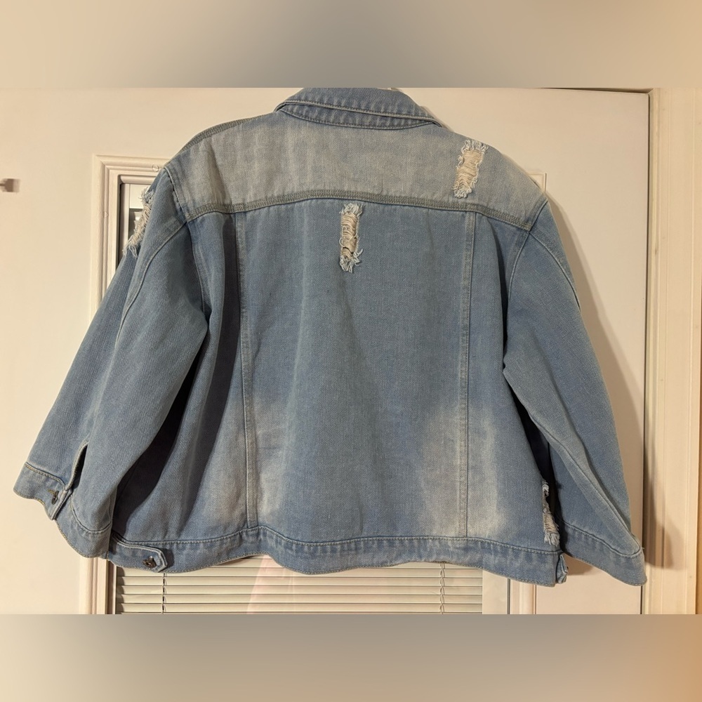 Classic Light Blue Denim Jacket - Picture 8 of 11